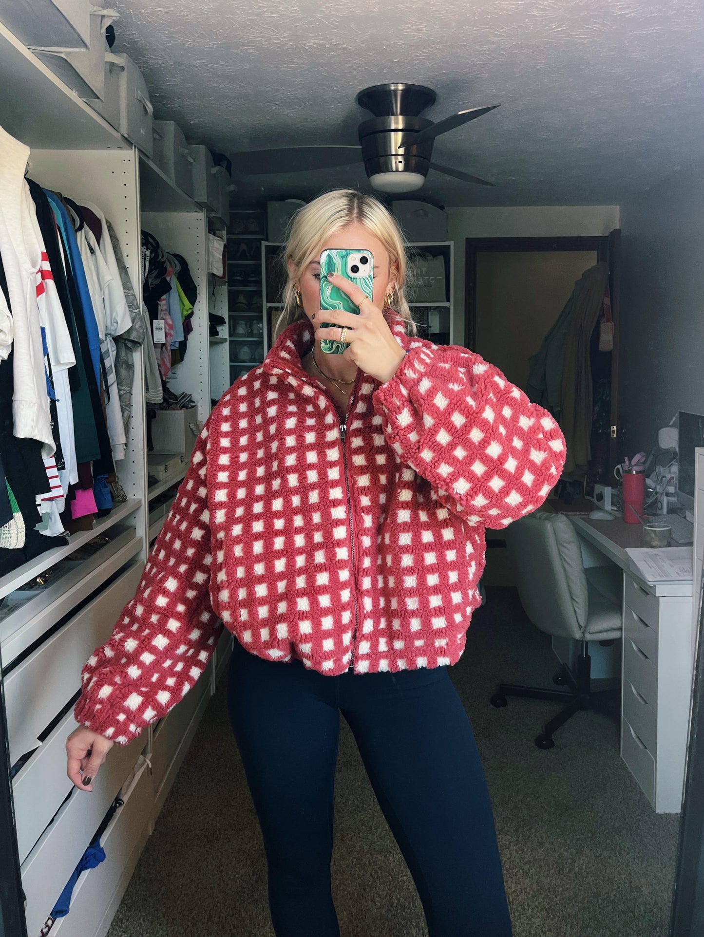 Vintage Cherry Check Sherpa